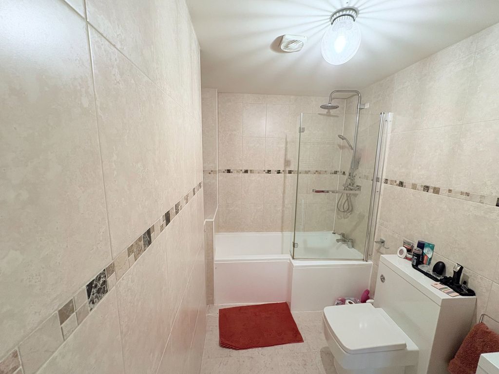 Additional image 7 of 2 bed flat to rentSwan House, Edde Cross Street, Ross-On-Wye, Herefordshire HR9