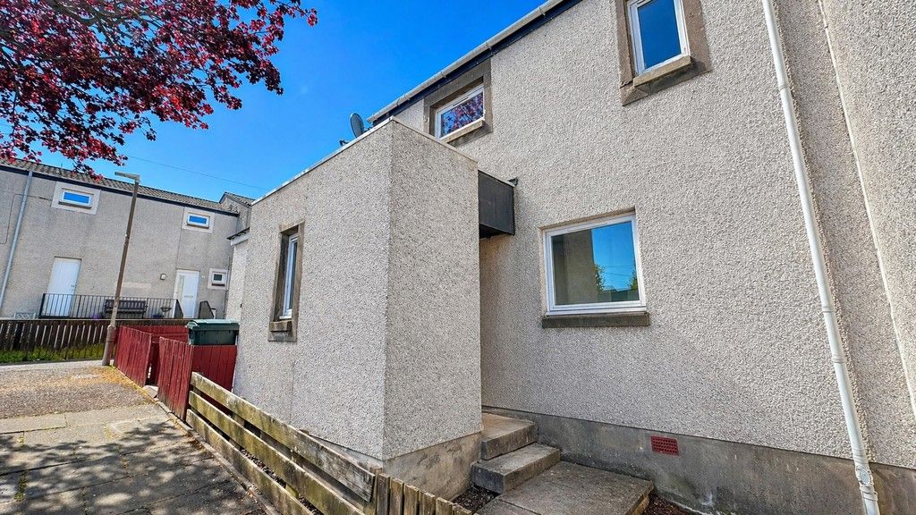 4 bed terraced house to rentGauze Place, Bo'ness EH51