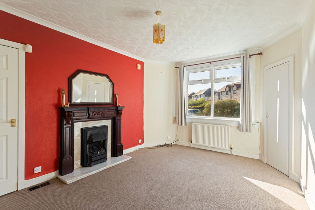 2 bed flat to rentRiddochill Crescent, Blackburn, West Lothian EH47 photo 4