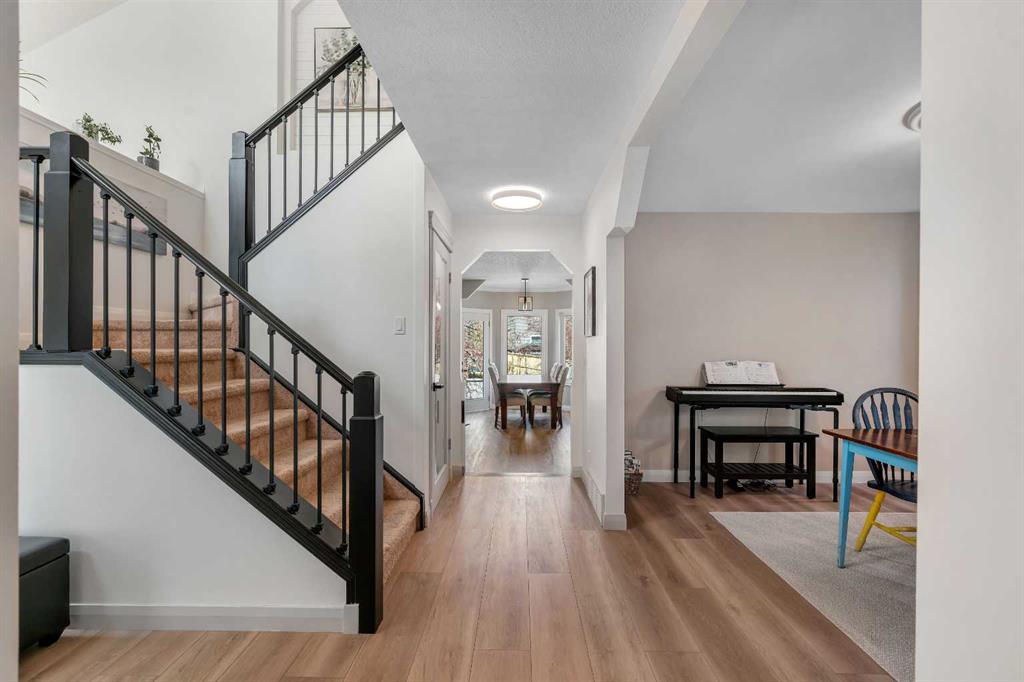 Additional image 5 of 941 Riverview Place SE, Calgary, AB, T2C 4K8
