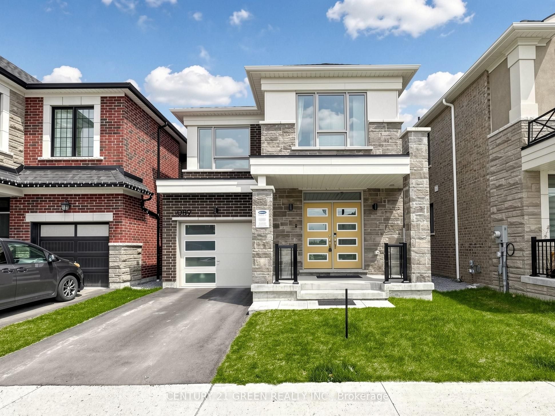 3089 Blazing Star Avenue, Pickering, ON, L1Y 0B5
