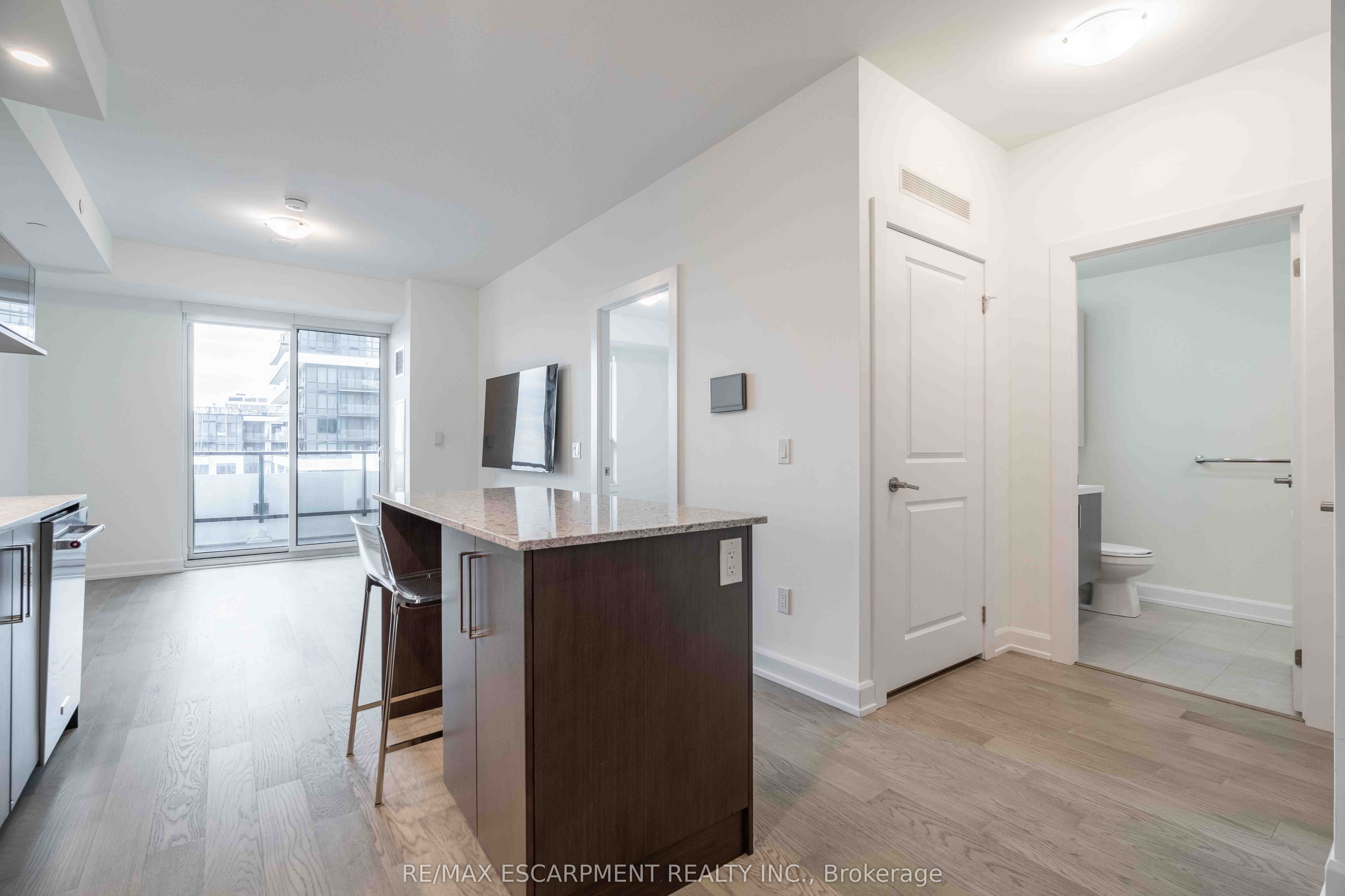 Additional image 5 of 918-3220 William Coltson Avenue, Oakville, ON, L6H 7X9