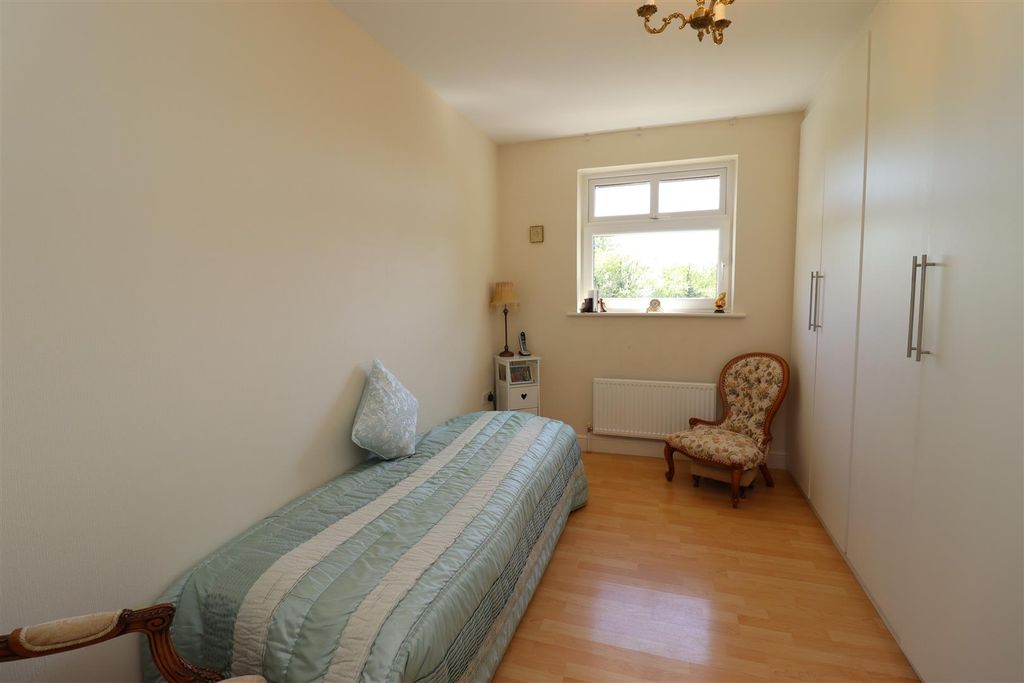 Additional image 14 of 3 bed flat for saleHellyer Close, North Ferriby HU14