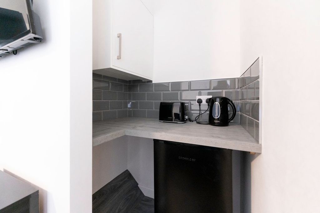 Additional image 4 of Room to rentCameron Court, Corby NN17