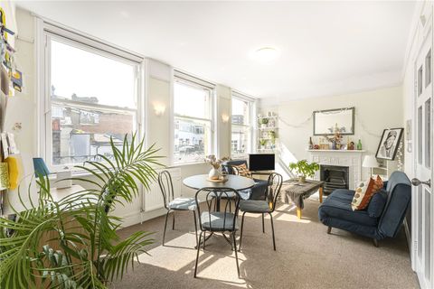 Vine Hill, London EC1R