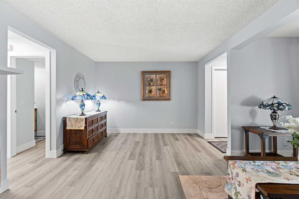 Additional image 6 of 15-6103 Madigan Drive NE, Calgary, AB, T2A 5K9