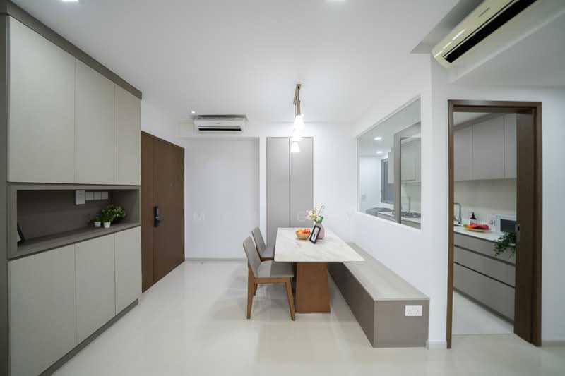 180 Canberra Drive photo 4