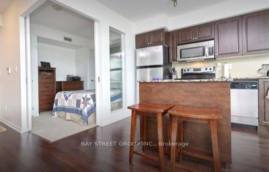 Additional image 6 of 1711-215 Fort York Boulevard, Toronto, ON, M5V 4A2