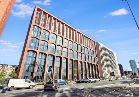 Flat 711, 3B Spinners Way, Manchester, Lancashire M15