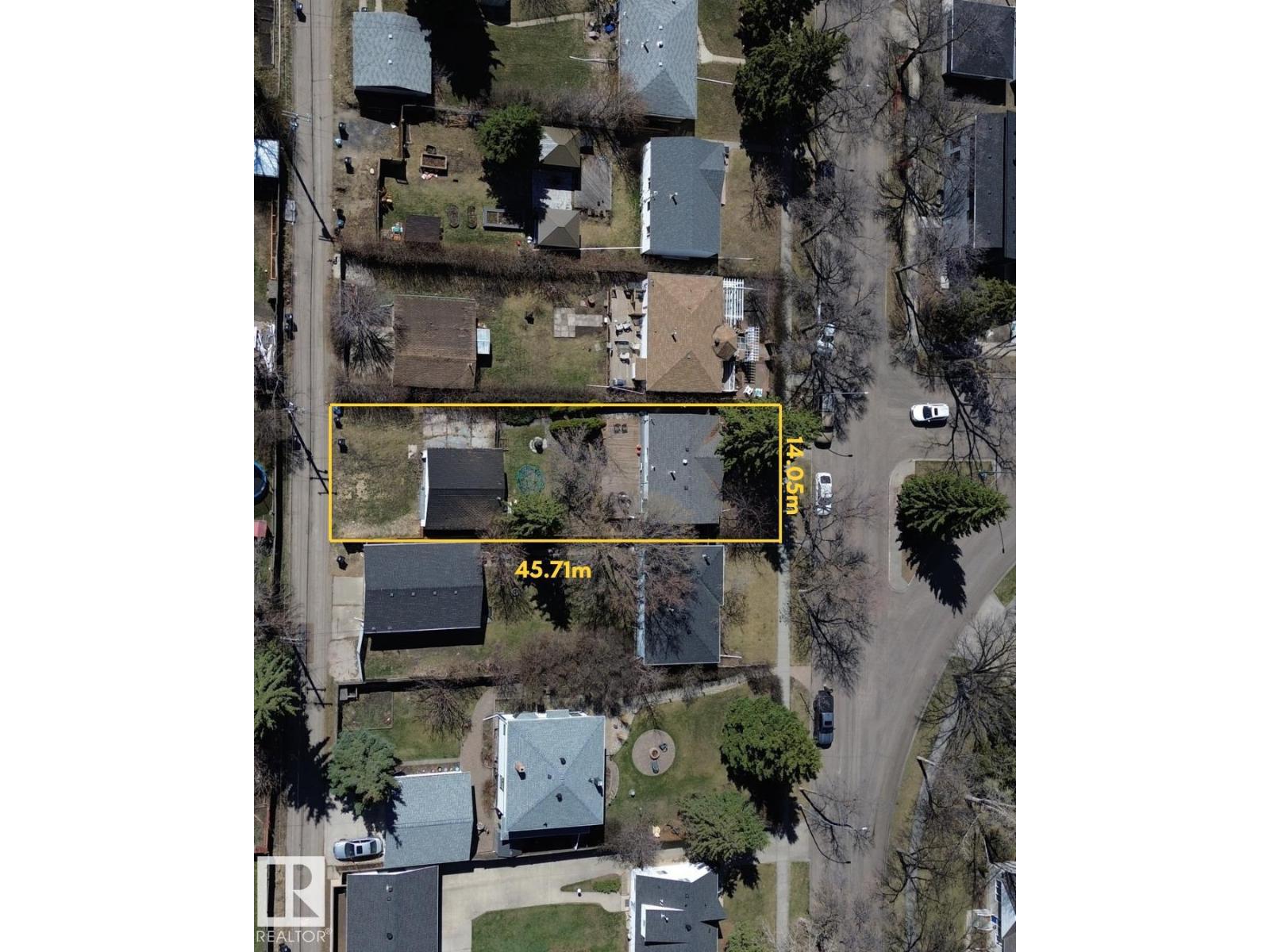 Additional image 5 of 9203 76 Street NW, Edmonton, AB, T6C2K4