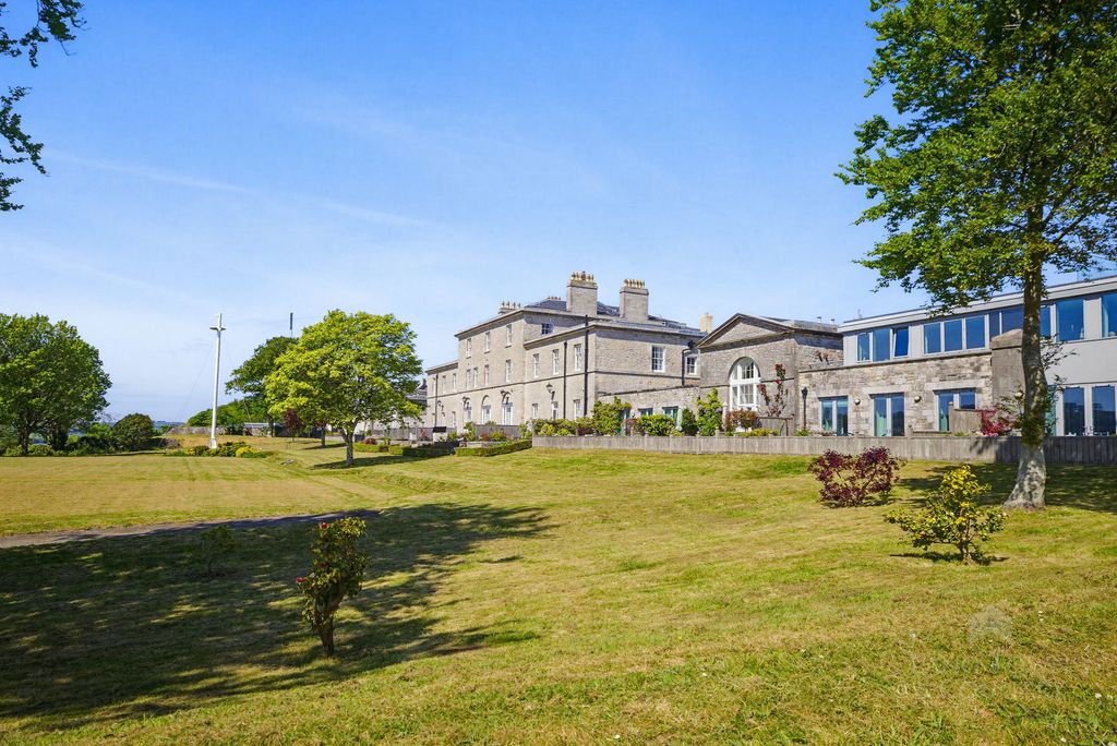 Additional image 24 of 3 bed penthouse for saleLeeward House, Discovery Road, Plymouth PL1
