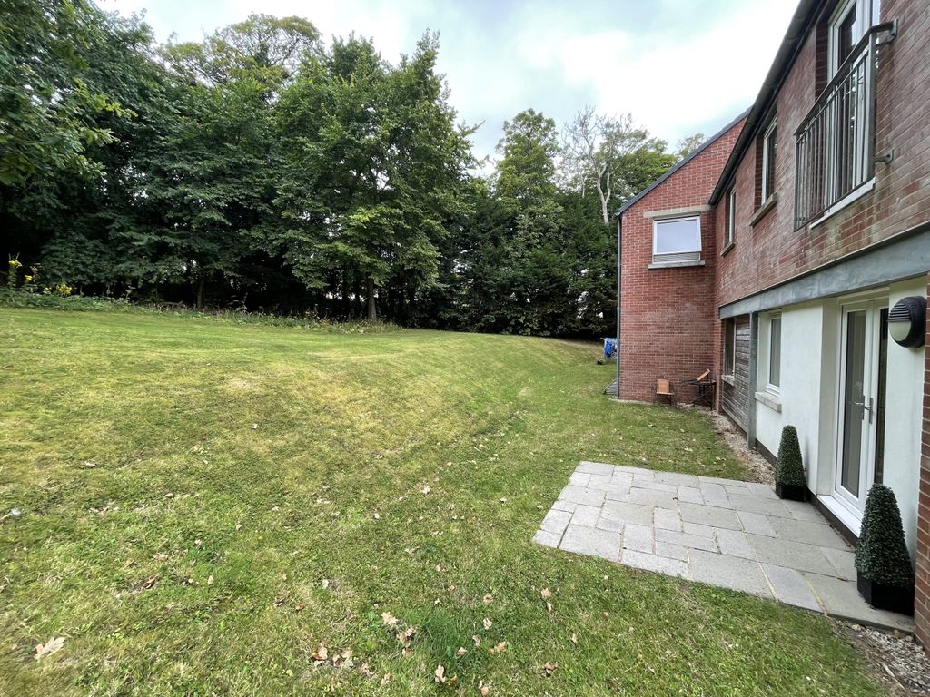 Additional image 4 of 2 bed flat to rentThe Steadings, Manor Woods, Douglas IM2