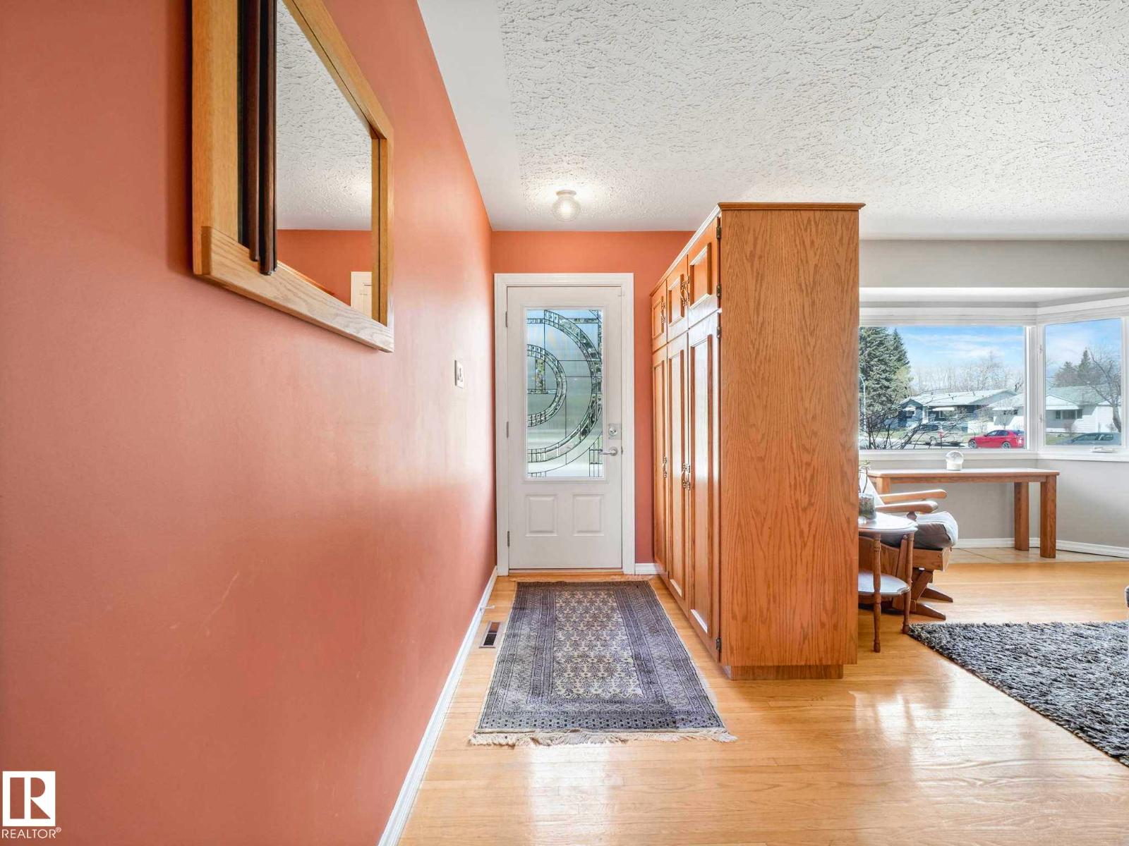 Additional image 5 of 12303 131 Avenue NW, Edmonton, AB, T5L3M9