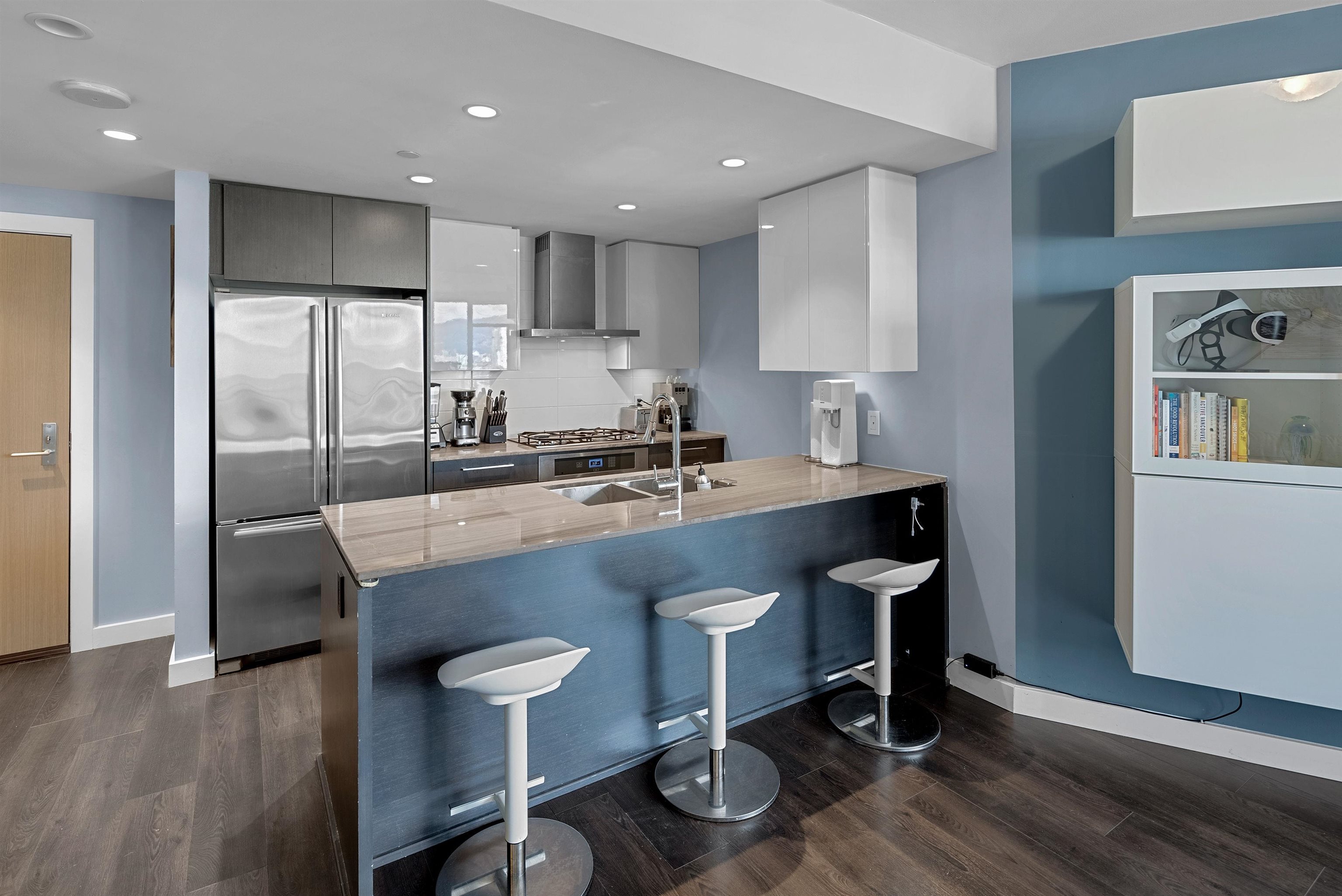 Additional image 3 of 1509-1618 Quebec Street, Vancouver, BC, V6A 0C5