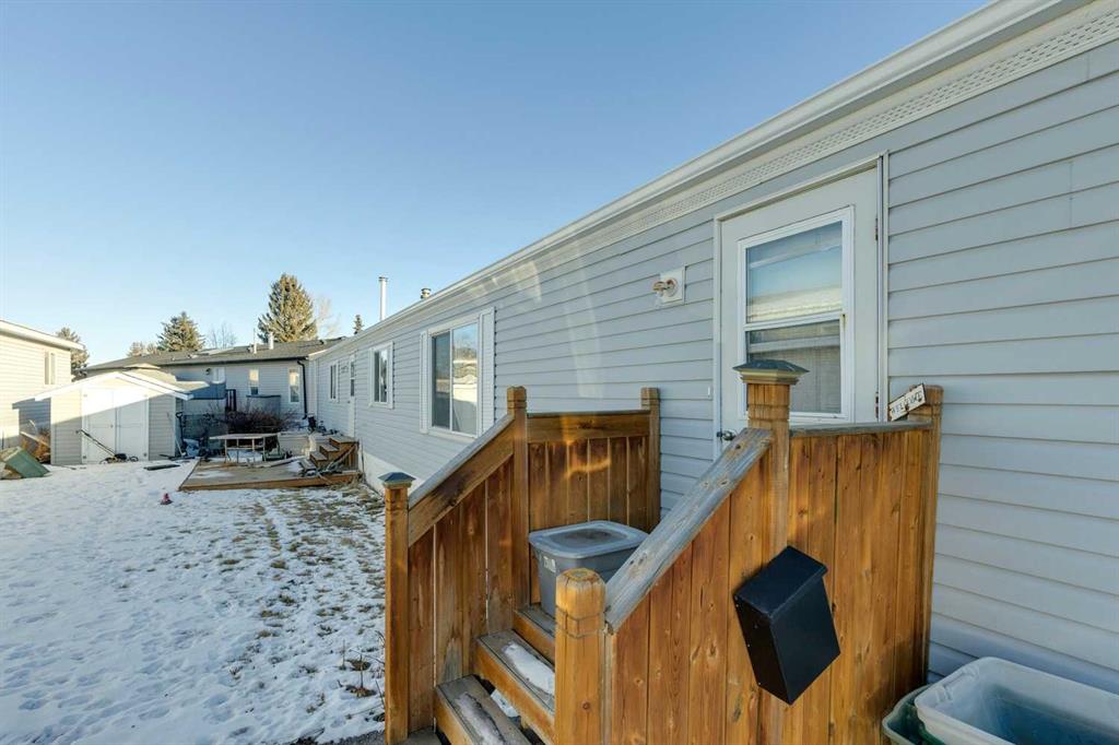 Additional image 5 of 512-3223 83 Street NW, Calgary, AB, T3B 5N7