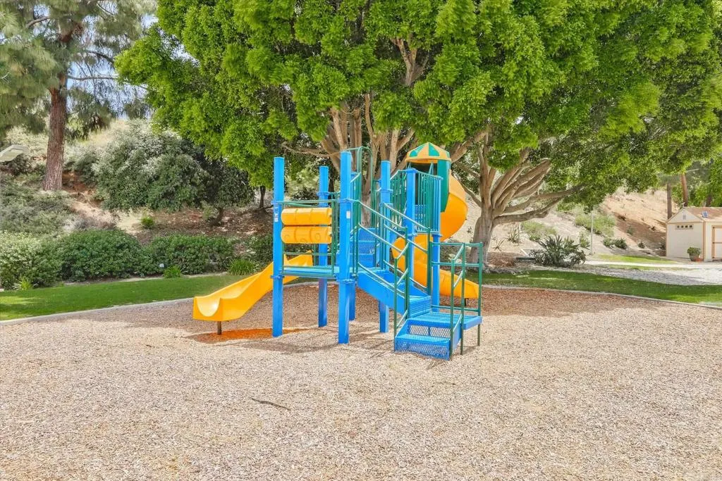 Additional image 56 of 400 Sanibelle Cir Unit 1, Chula Vista, CA 91910