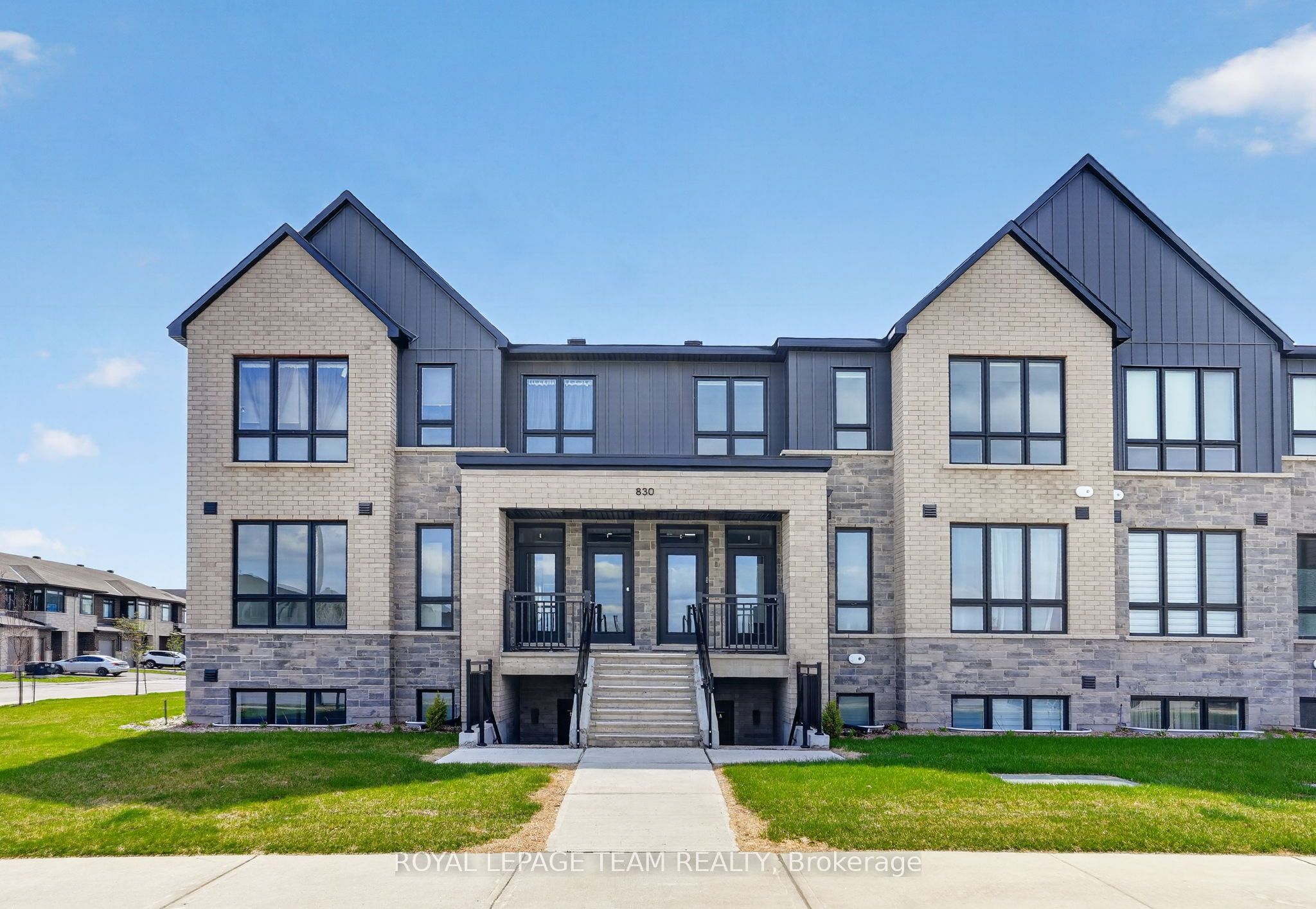 C-830 Roger Griffiths Avenue, Ottawa, ON, K2S 3A9