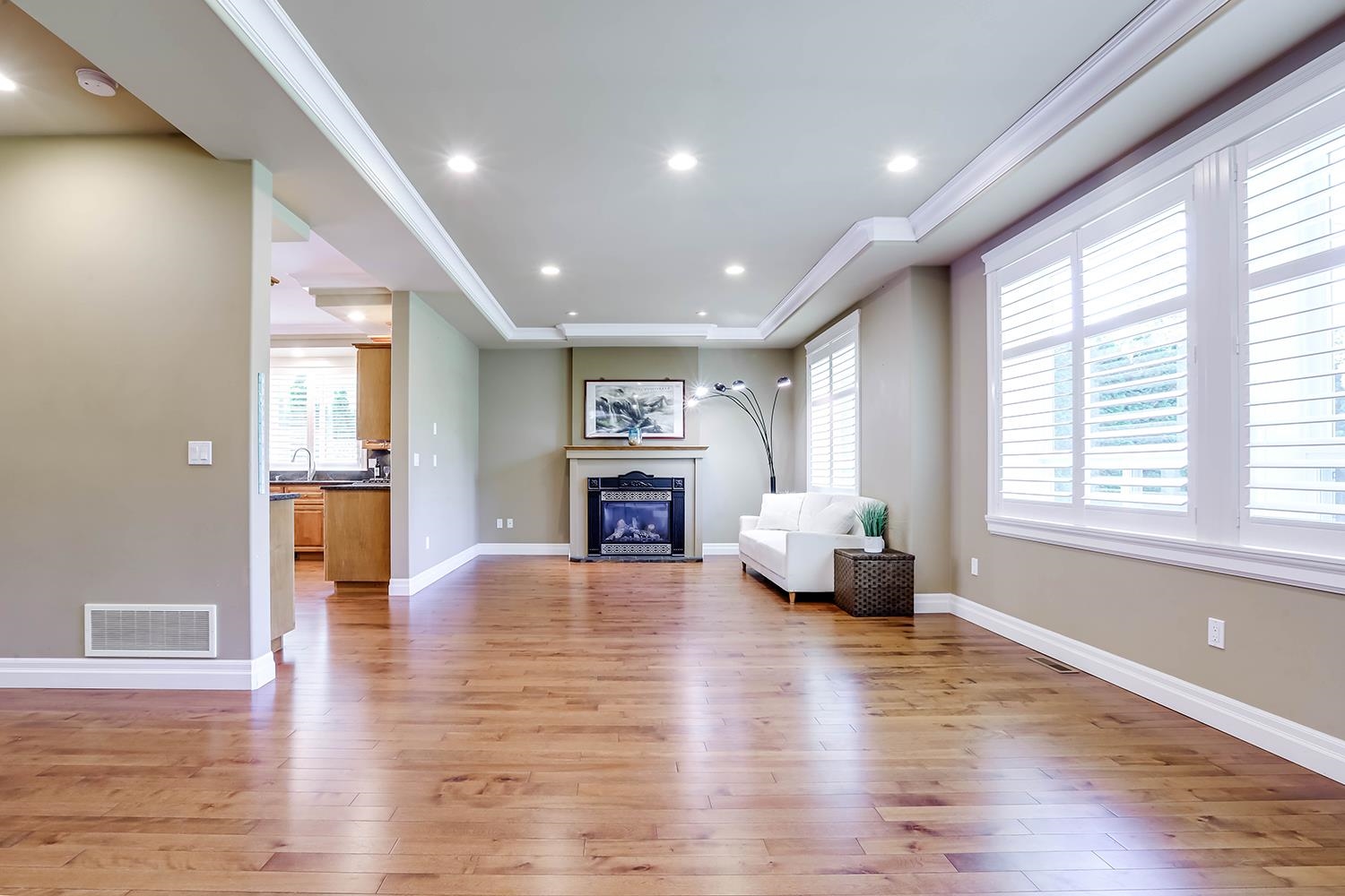 Additional image 6 of 1318 160 Street, Surrey, BC, V4A 4W8