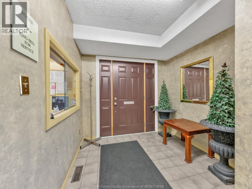 Additional image 3 of 2828 Howard Avenue, Windsor, ON, N8X3Y3
