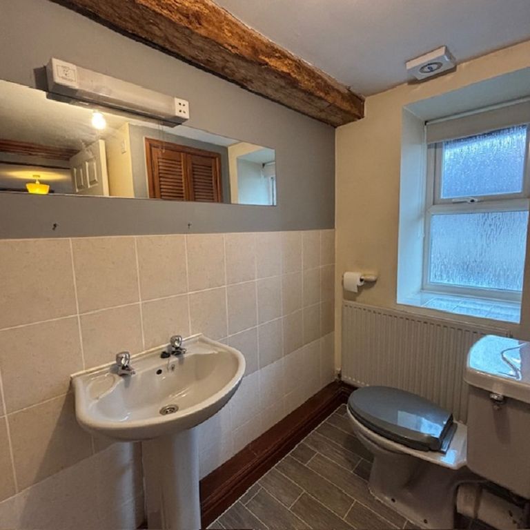 Additional image 6 of 2 bed flat to rentLlanddew, Brecon, Powys. LD3