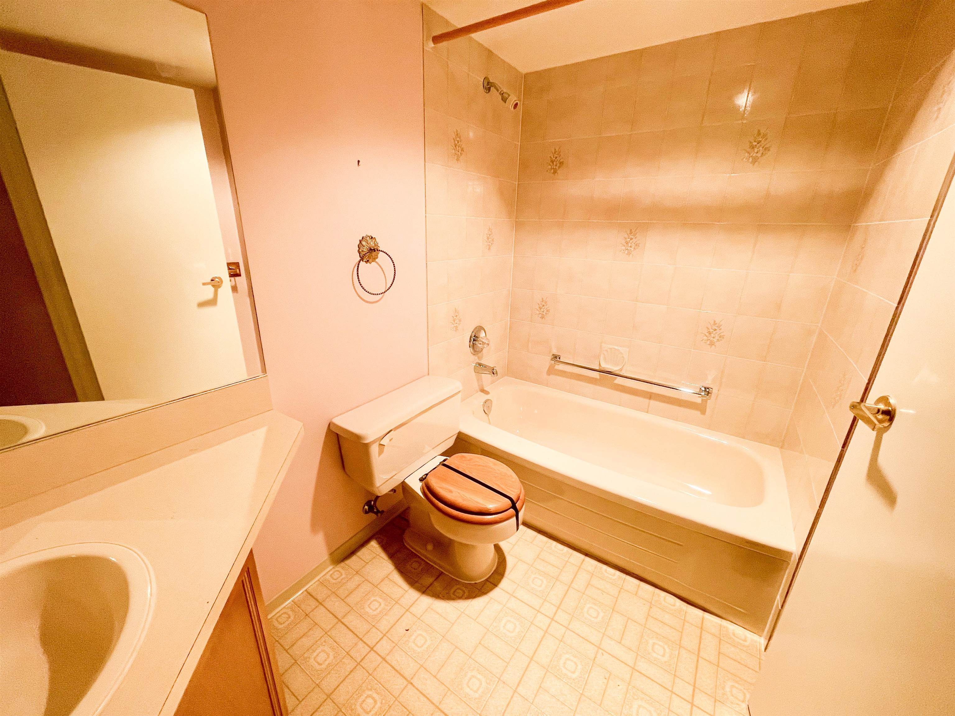 Additional image 5 of 102-13894 102 Avenue, Surrey, BC, V3T 1P1