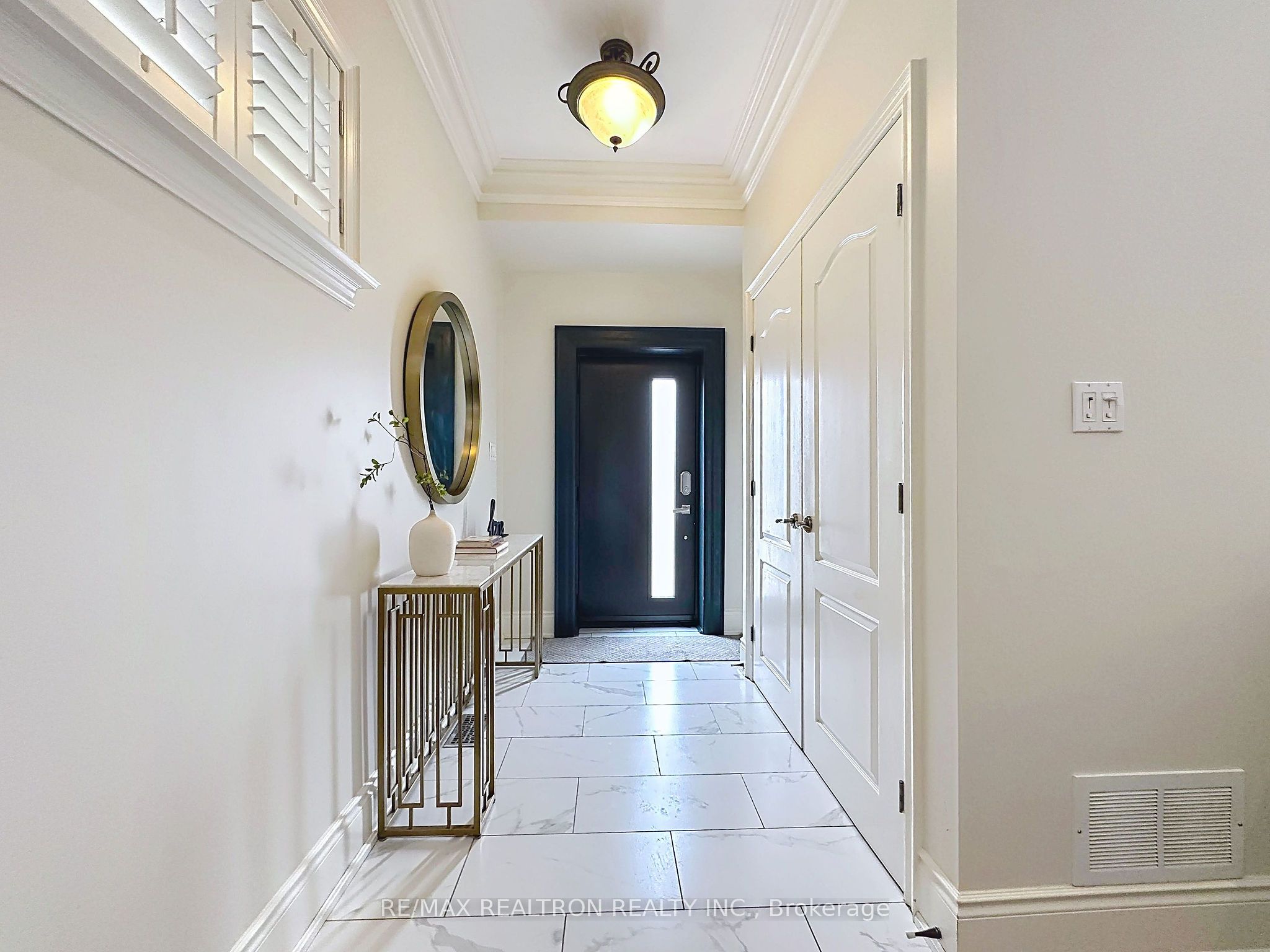 Additional image 4 of 99 Castlewood Road, Toronto, ON, M5N 2L3