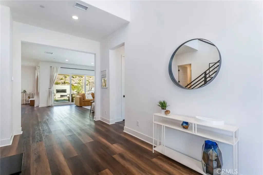 Additional image 64 of 17701 Ridgeline Court, Saugus, CA 91350