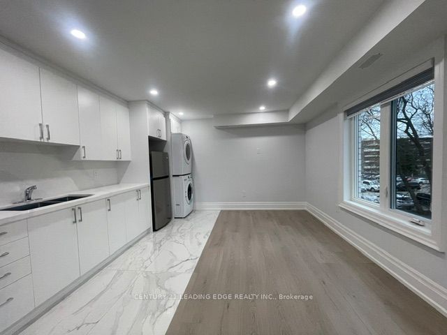 Additional image 2 of 15 Andrew Avenue, Toronto, ON, M1M 3G8