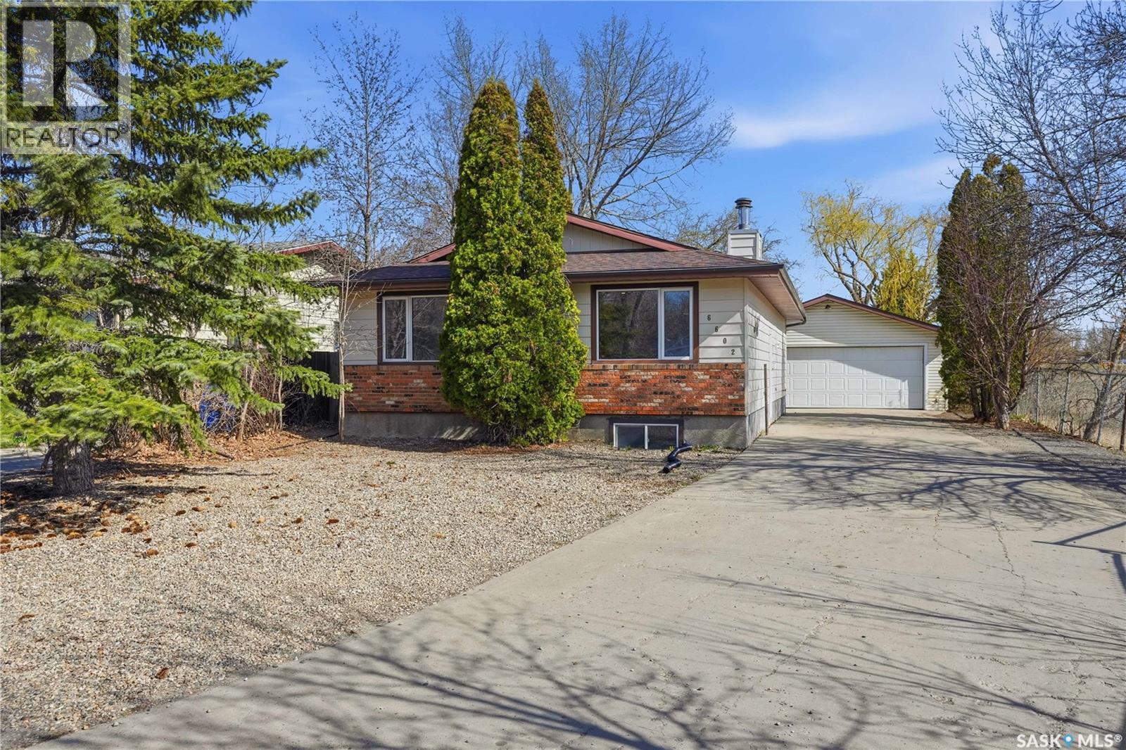 6602 Collins BAY