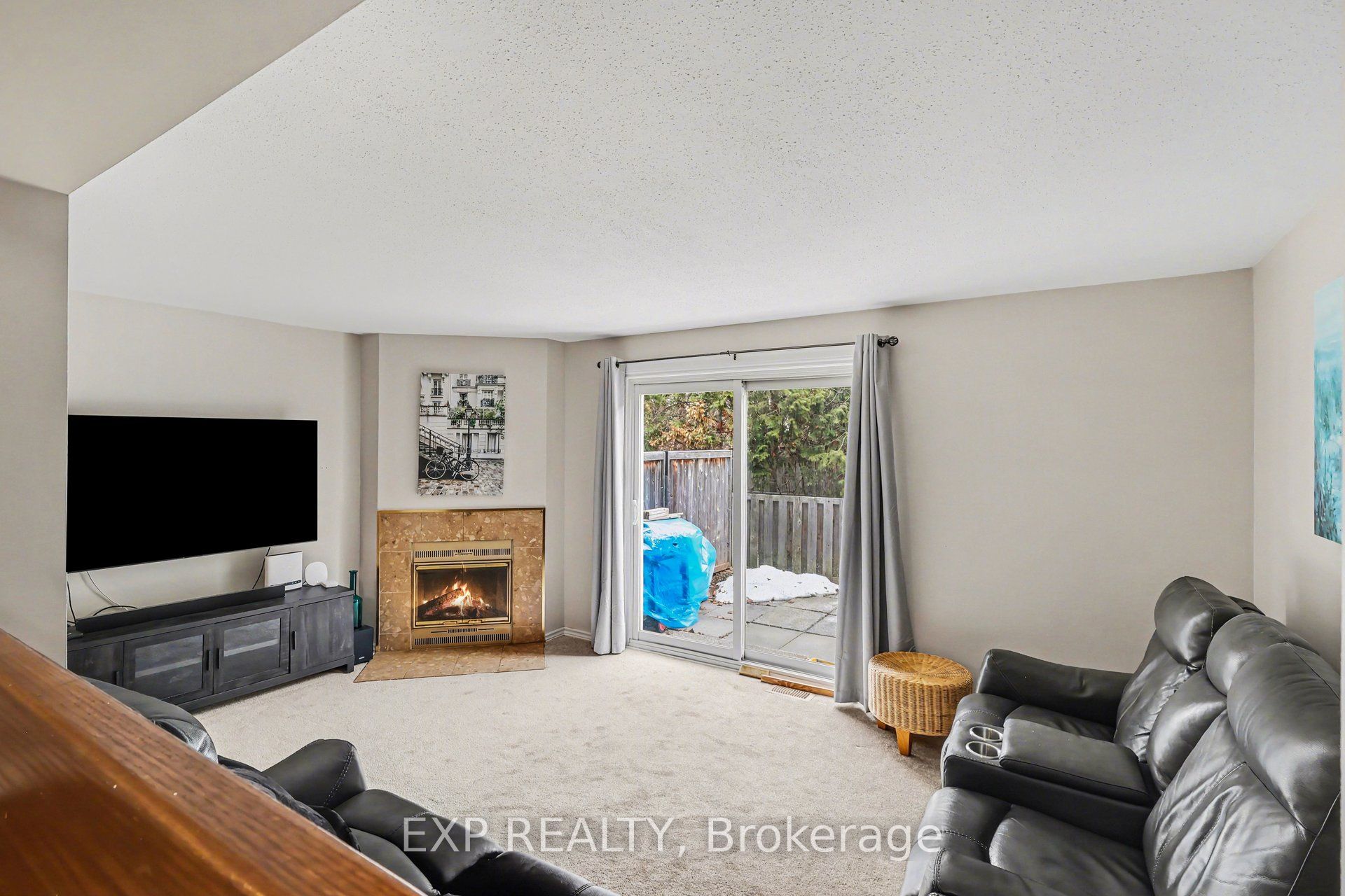 Additional image 2 of B-1765 Lamoureux Drive, Ottawa, ON, K1E 2N5
