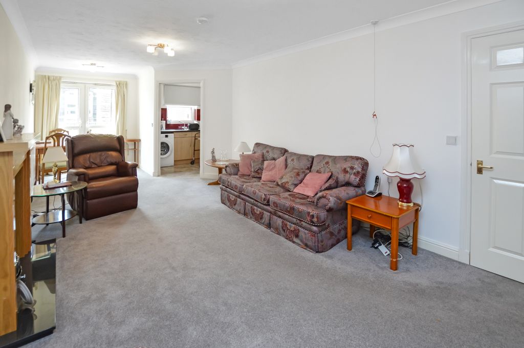 Additional image 4 of 2 bed flat for sale24 Woodside Walk, Hamilton, South Lanarkshire ML3