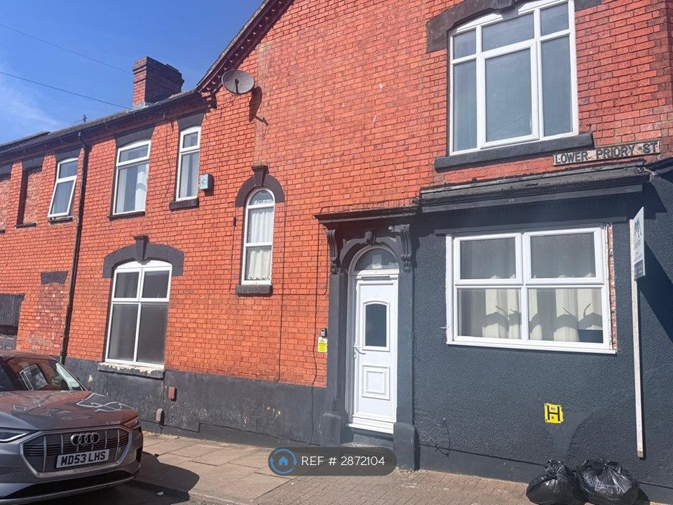 6 bed semi-detached house to rentLower Priory St, Northampton NN1