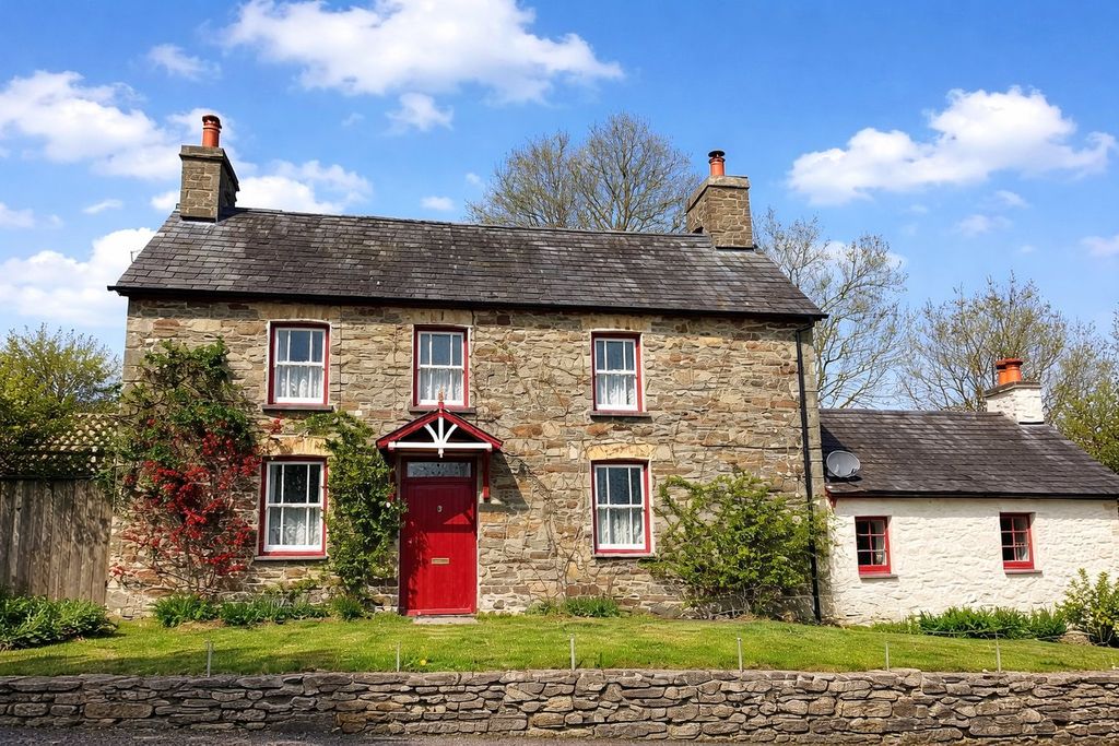 4 bed detached house for saleDrefach, Llanybydder SA40 photo 5