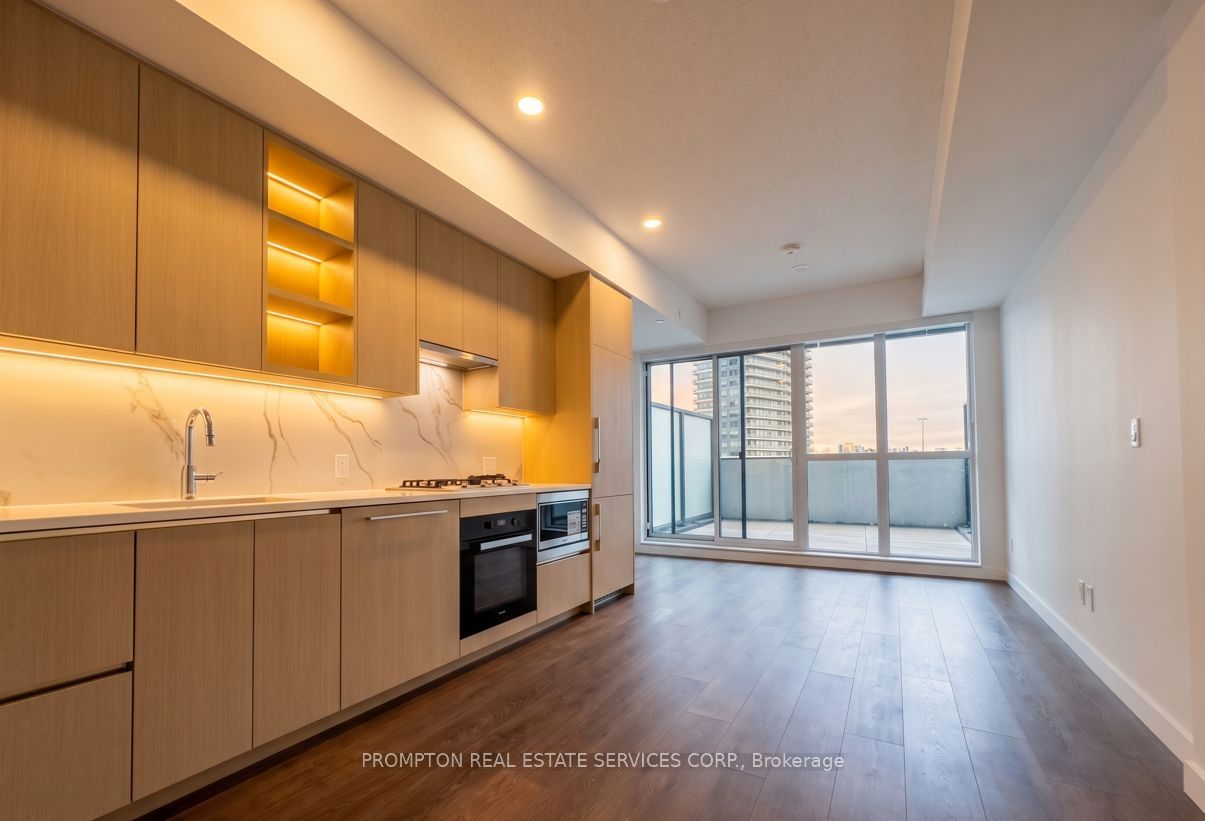 568-68 Esther Shiner Boulevard, Toronto, ON, M2K 0J8