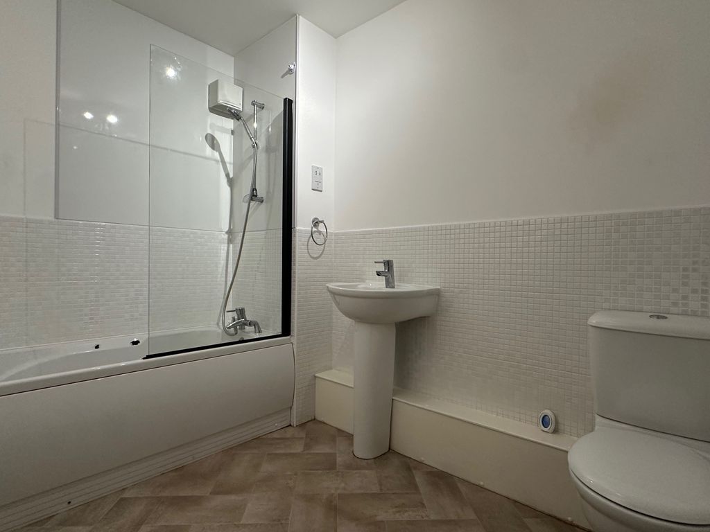 Additional image 12 of 2 bed flat to rentRoxburgh Court, Motherwell ML1