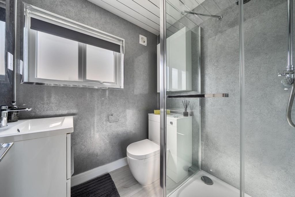 Additional image 9 of 2 bed detached house for saleOxwich, Swansea SA3