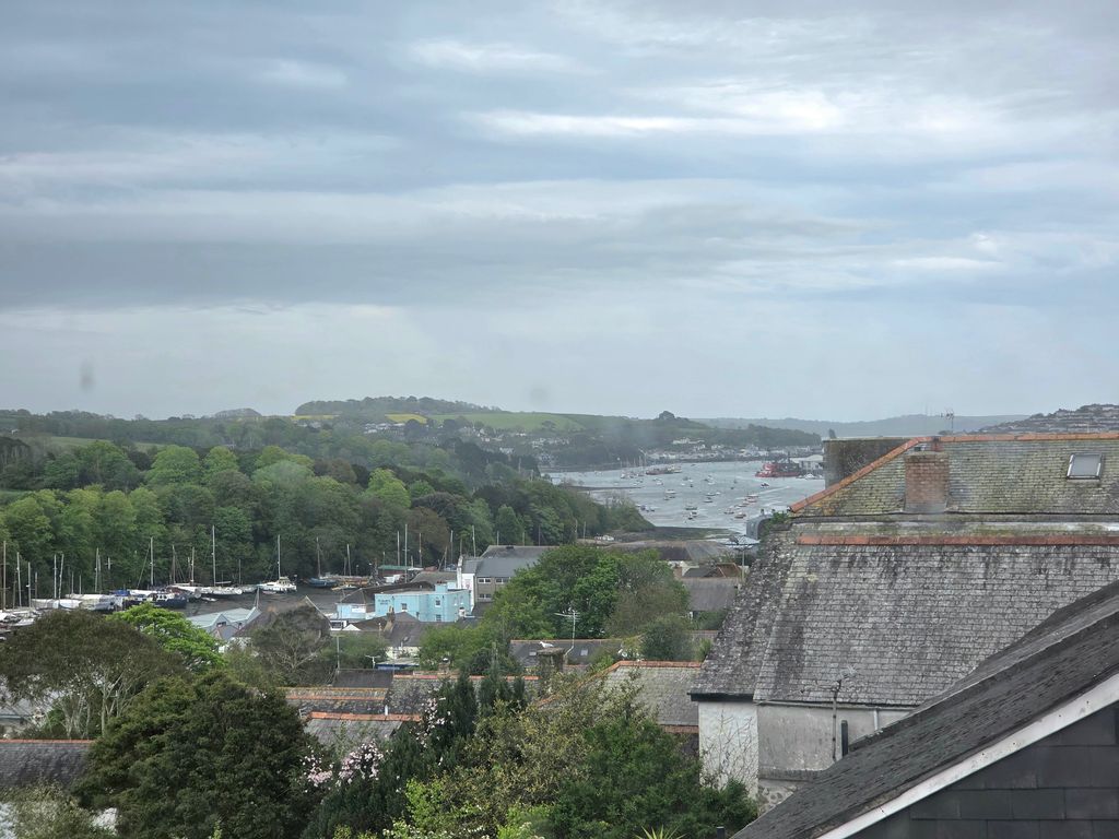 Additional image 6 of 2 bed maisonette to rentLower Market Street, Penryn TR10