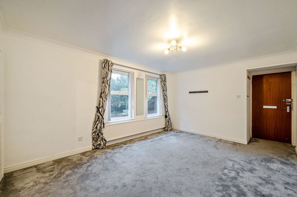 Additional image 6 of 1 bed flat for saleHigh Street, Harrogate HG2