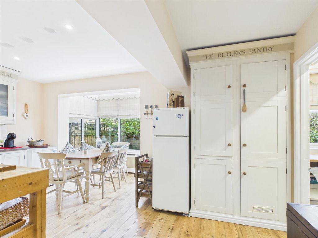 Additional image 3 of 3 bed town house to rentLambert Mews, Stamford PE9