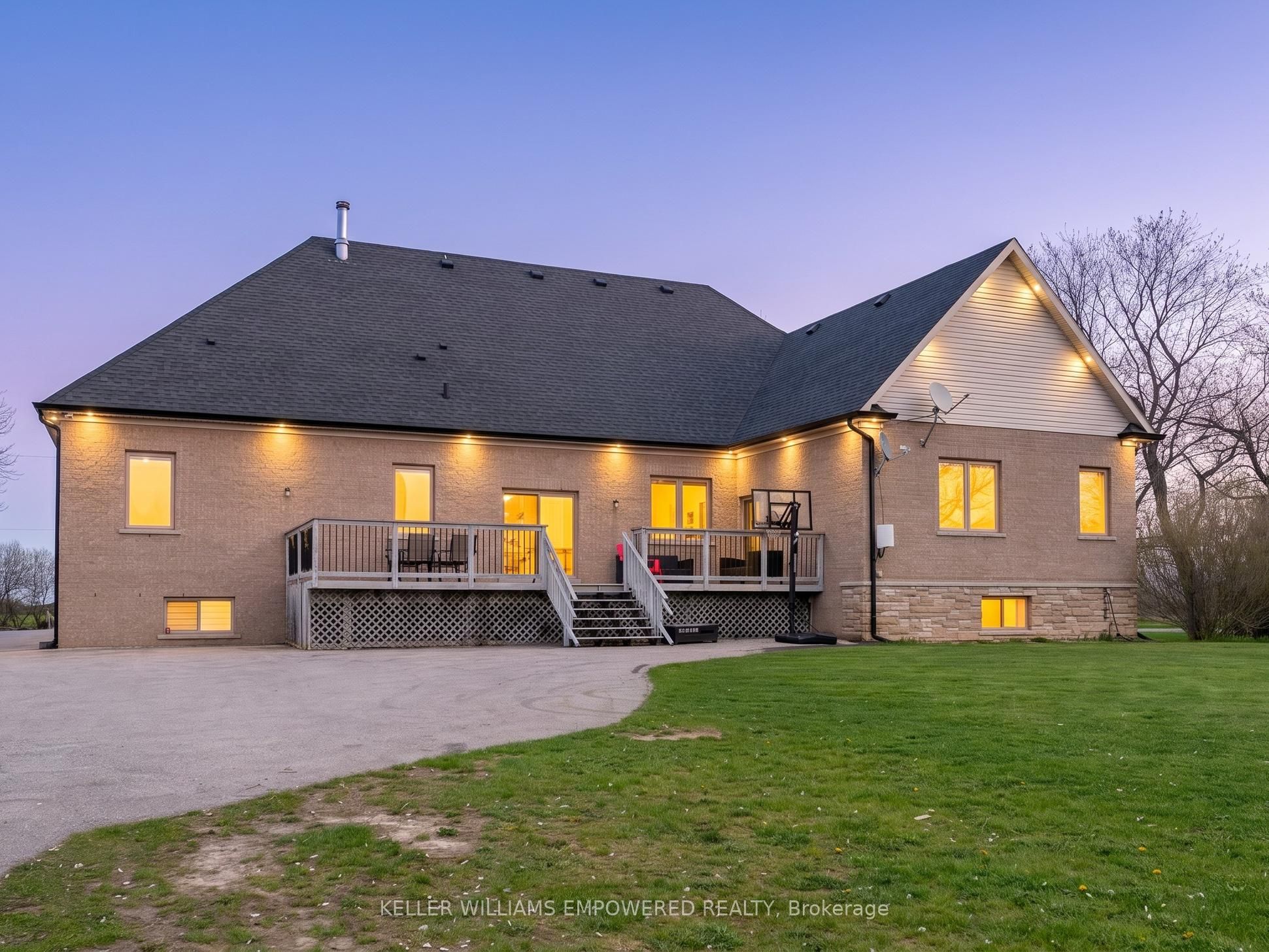 10108 Clarkway Drive, Brampton, ON, L6P 0V8 photo 3