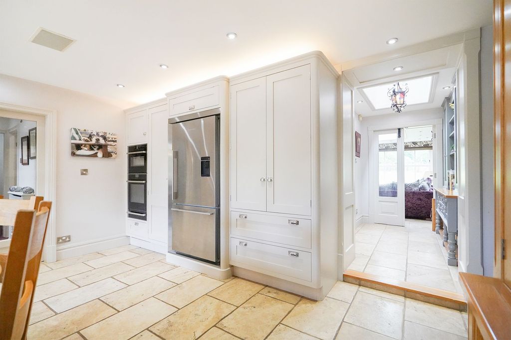Additional image 10 of 5 bed detached house for saleHalfacre Lane, Dronfield S18