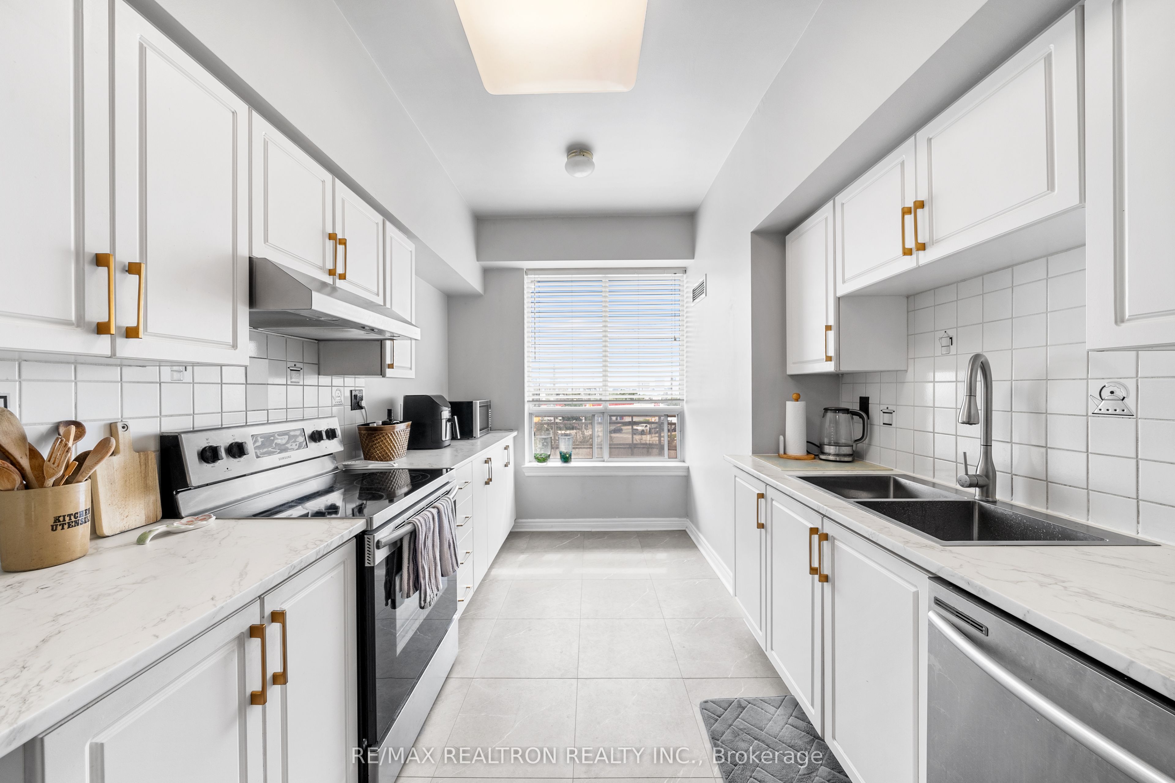 Additional image 4 of 315-1700 Eglinton Avenue E, Toronto, ON, M4A 2X4