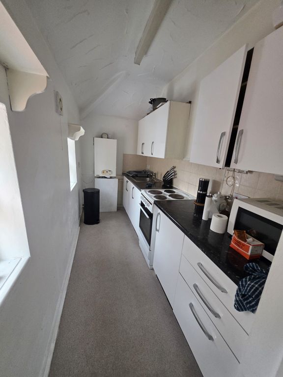 Additional image 6 of 2 bed flat to rentMostyn Ave, Llandudno LL30