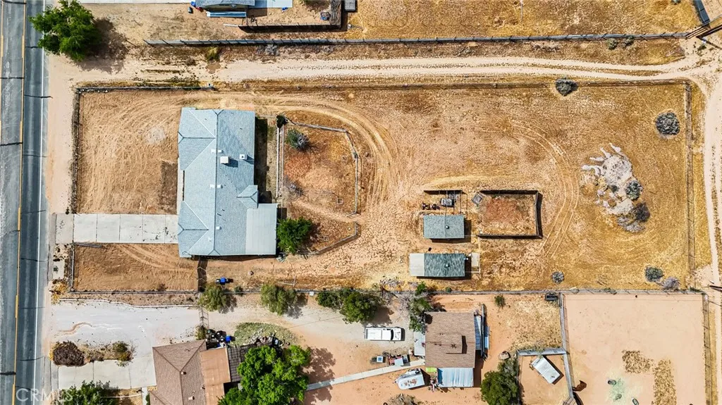 14280 Navajo Rd, Apple Valley, CA 92307 photo 4