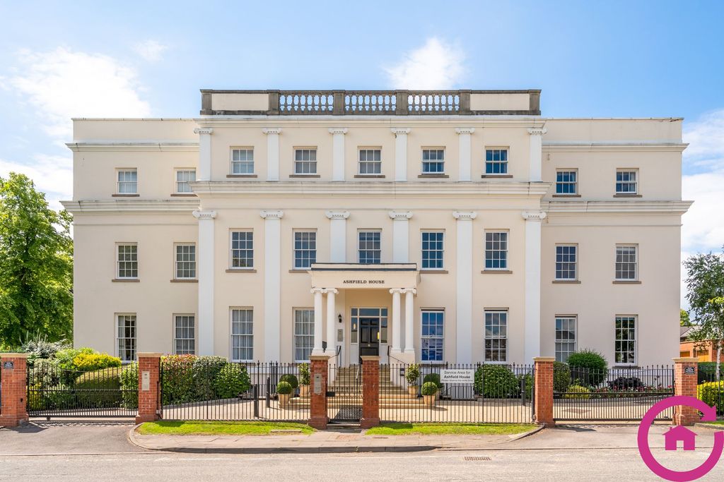 3 bed flat to rentBayshill Lane, Bayshill Road, Cheltenham GL50