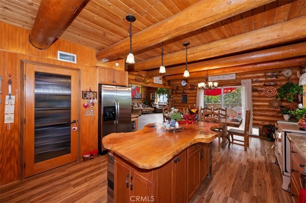 Additional image 87 of 2489 Spring Oak Dr, Running Springs, CA 92382
