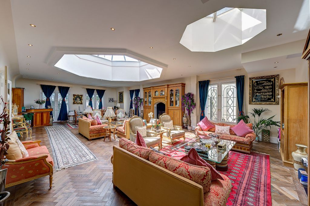 Additional image 2 of 7 bed detached house for salePembroke Gardens, London W8