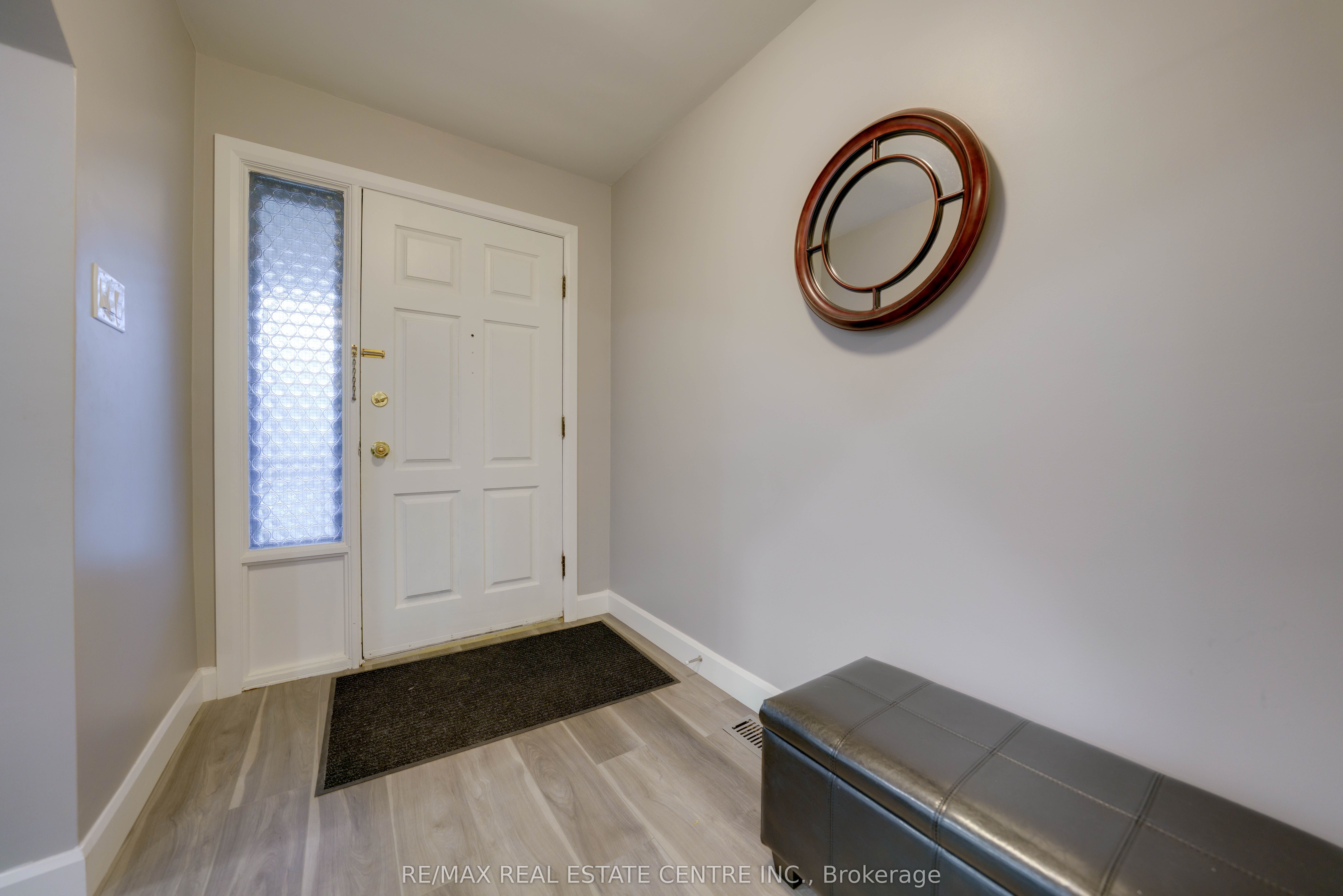 Additional image 3 of 683 Seventh Avenue S, Hamilton, ON, L8V 1Z1