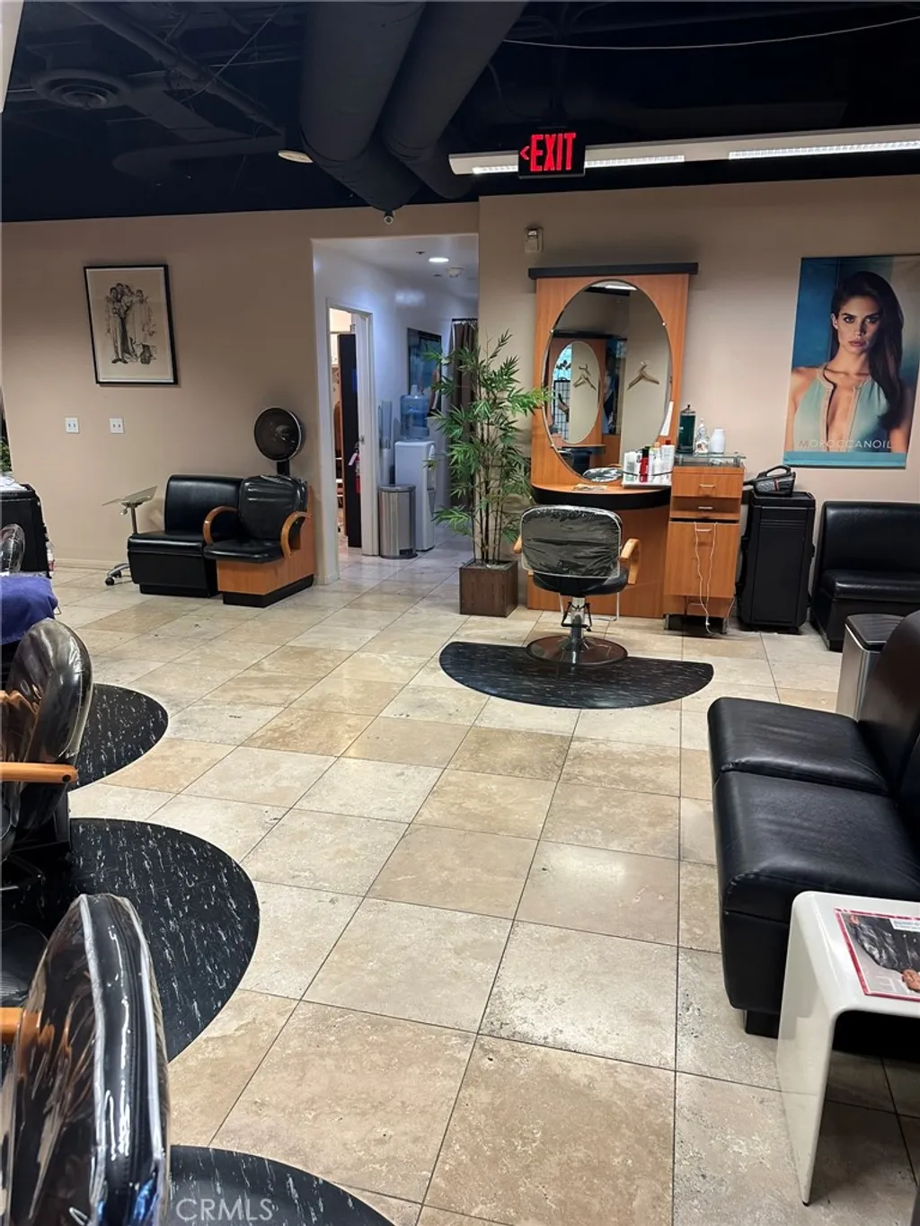 Additional image 21 of , Los Angeles, CA 90071