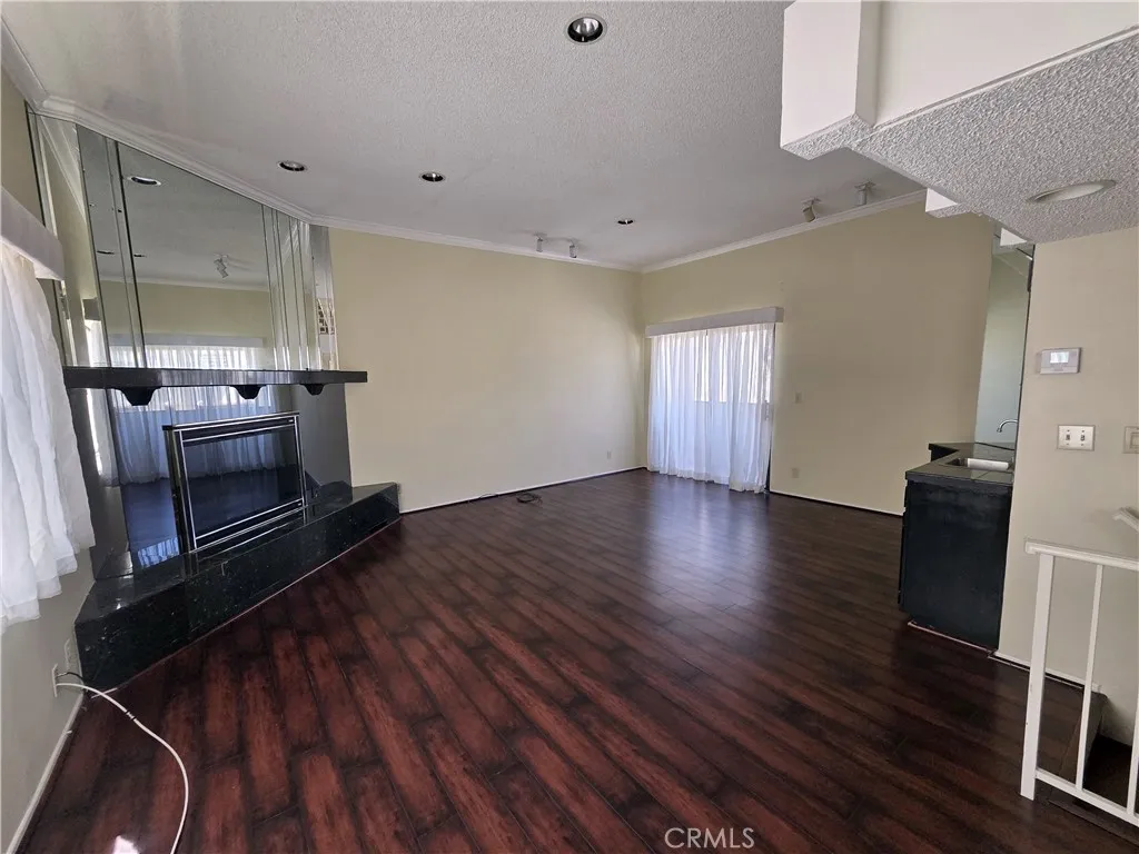 Additional image 2 of 7650 Topanga Canyon Blvd, Canoga Park, CA 91304